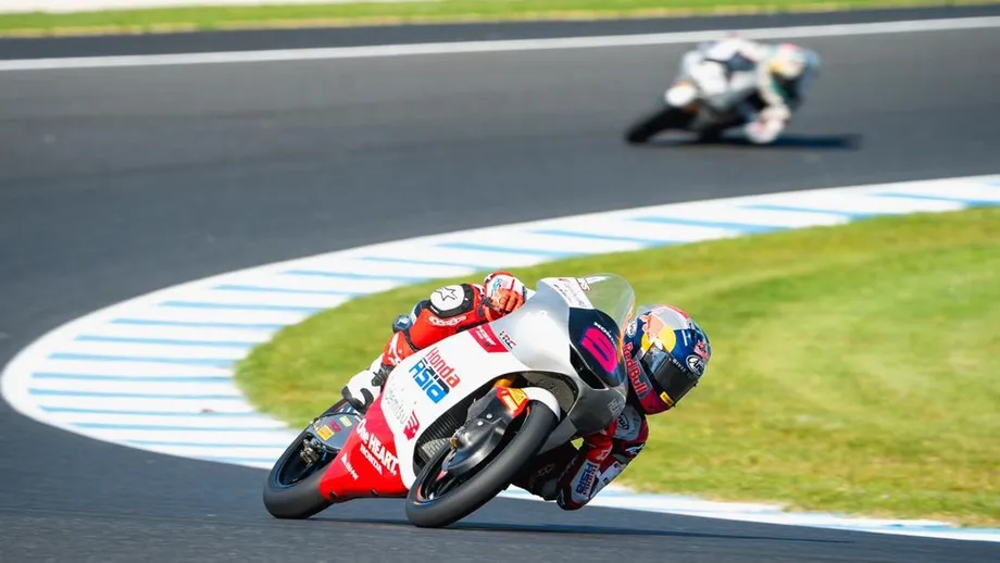 Veda Ega Pratama Claims Indonesia's First Moto3 Pole at Phillip Island